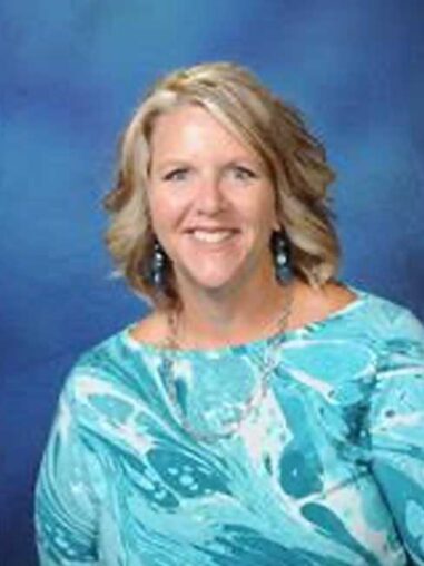 Photo of Linda Steele