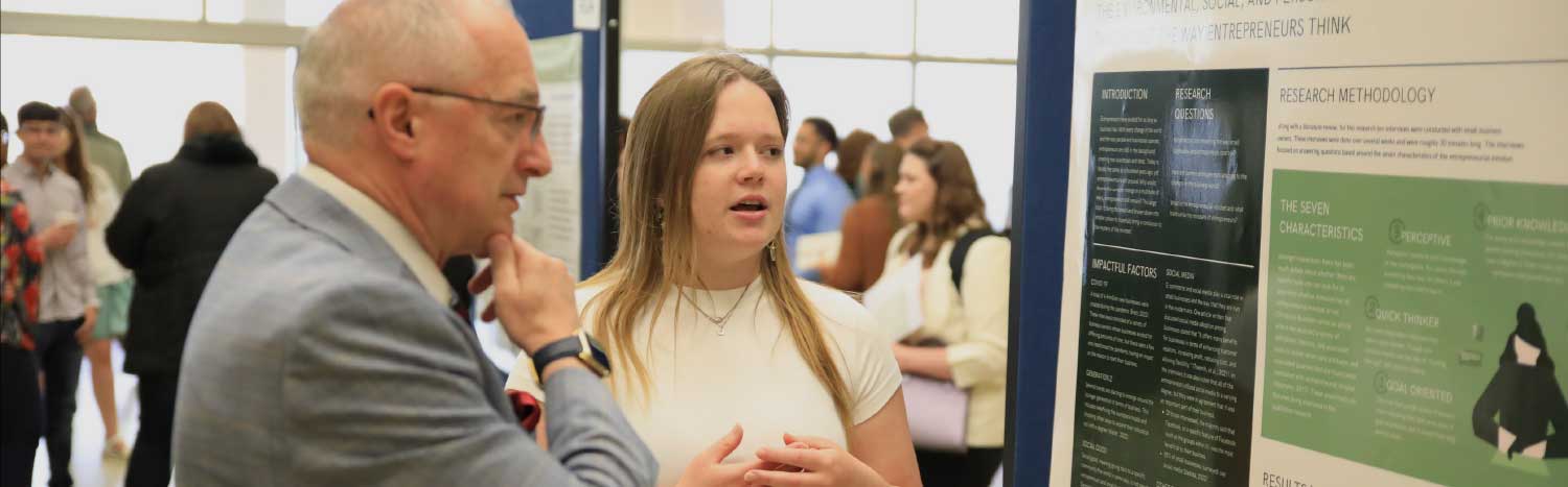 Student presenting at Palmer Research Symposium